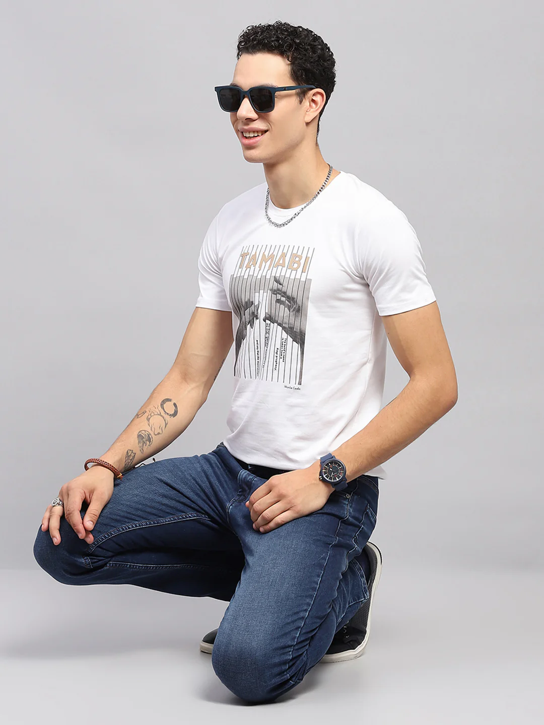 Men White Printed Round Neck Half Sleeve T-Shirt - Image 2