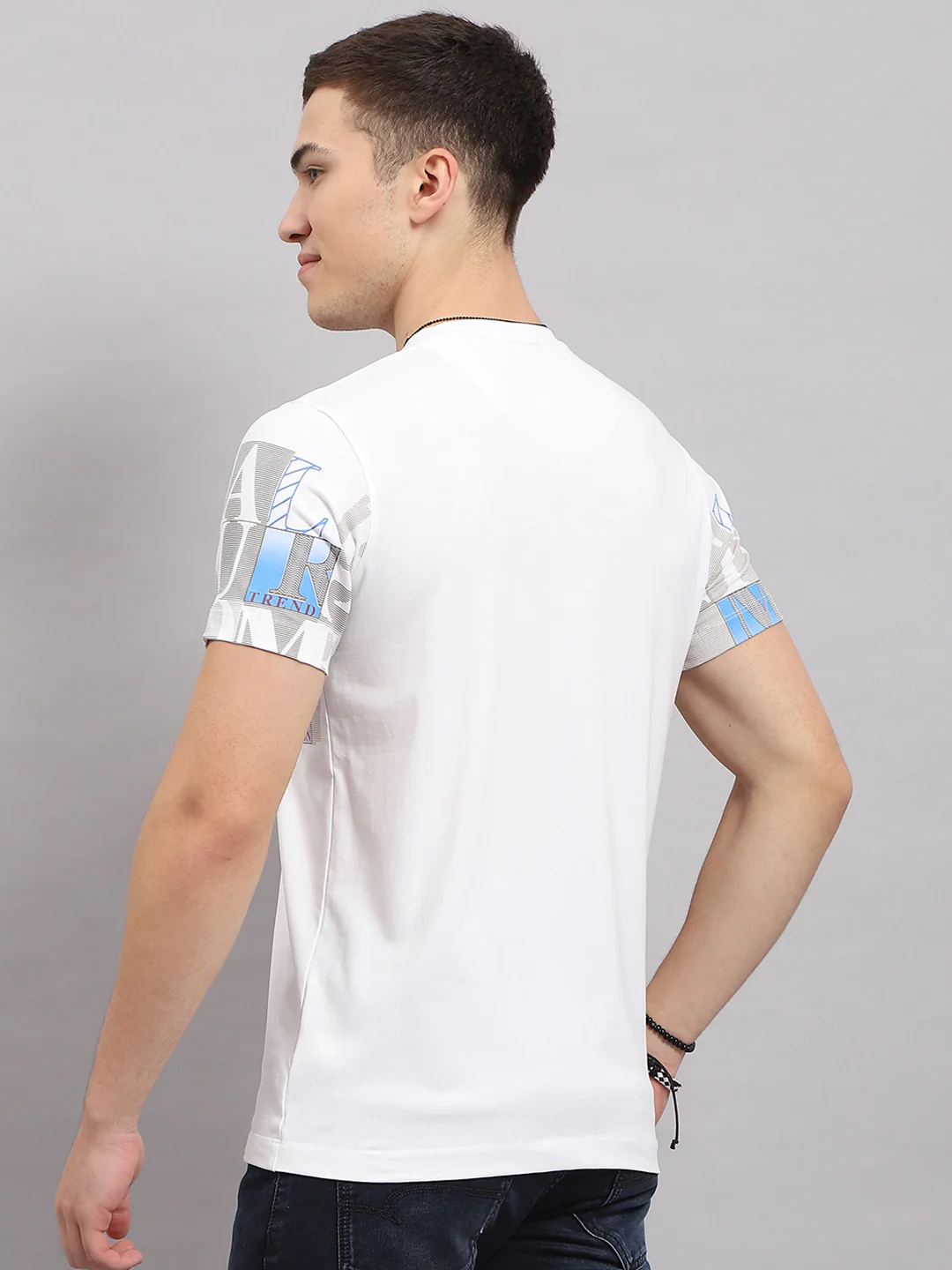 Men White Printed Round Neck Half Sleeve T-Shirt - Image 5