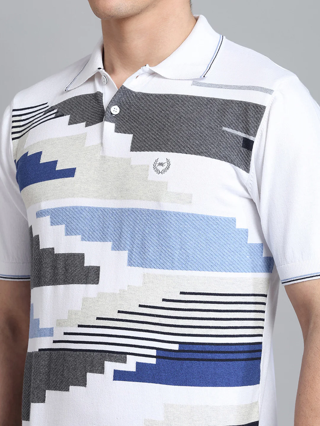 Men White Self Design Collar Half Sleeve T-Shirt - Image 7
