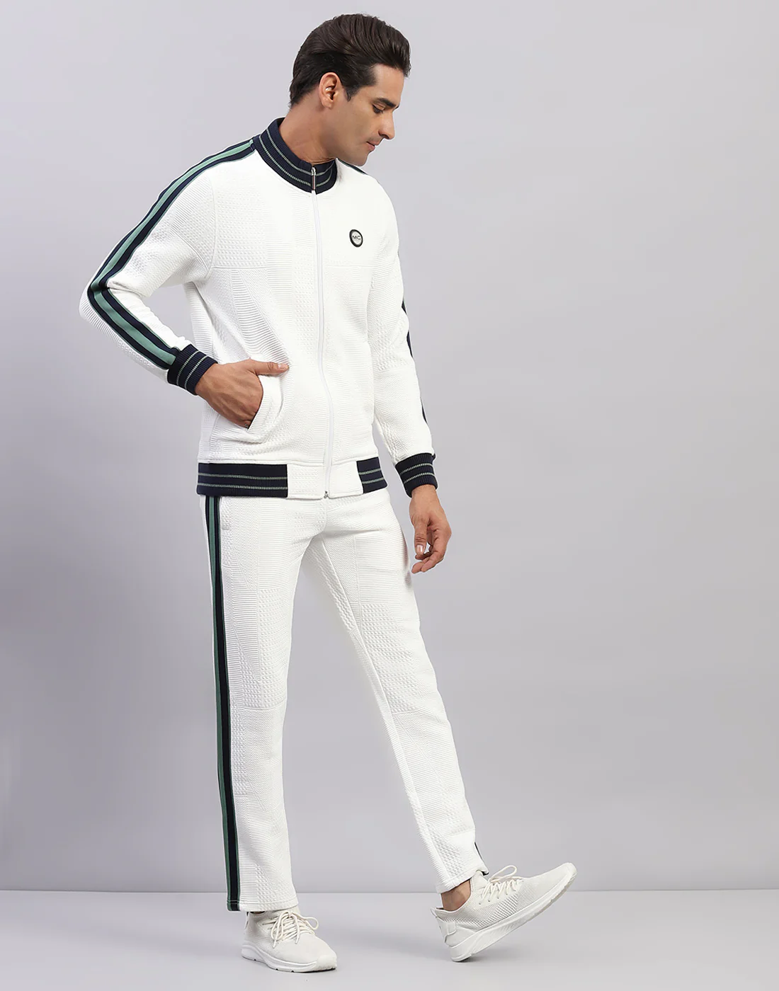 Men White Self Design Mock Neck Full Sleeve Winter Tracksuit - Image 4