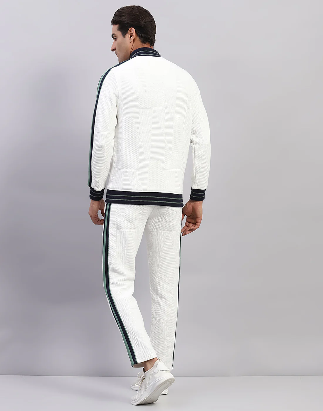 Men White Self Design Mock Neck Full Sleeve Winter Tracksuit - Image 5