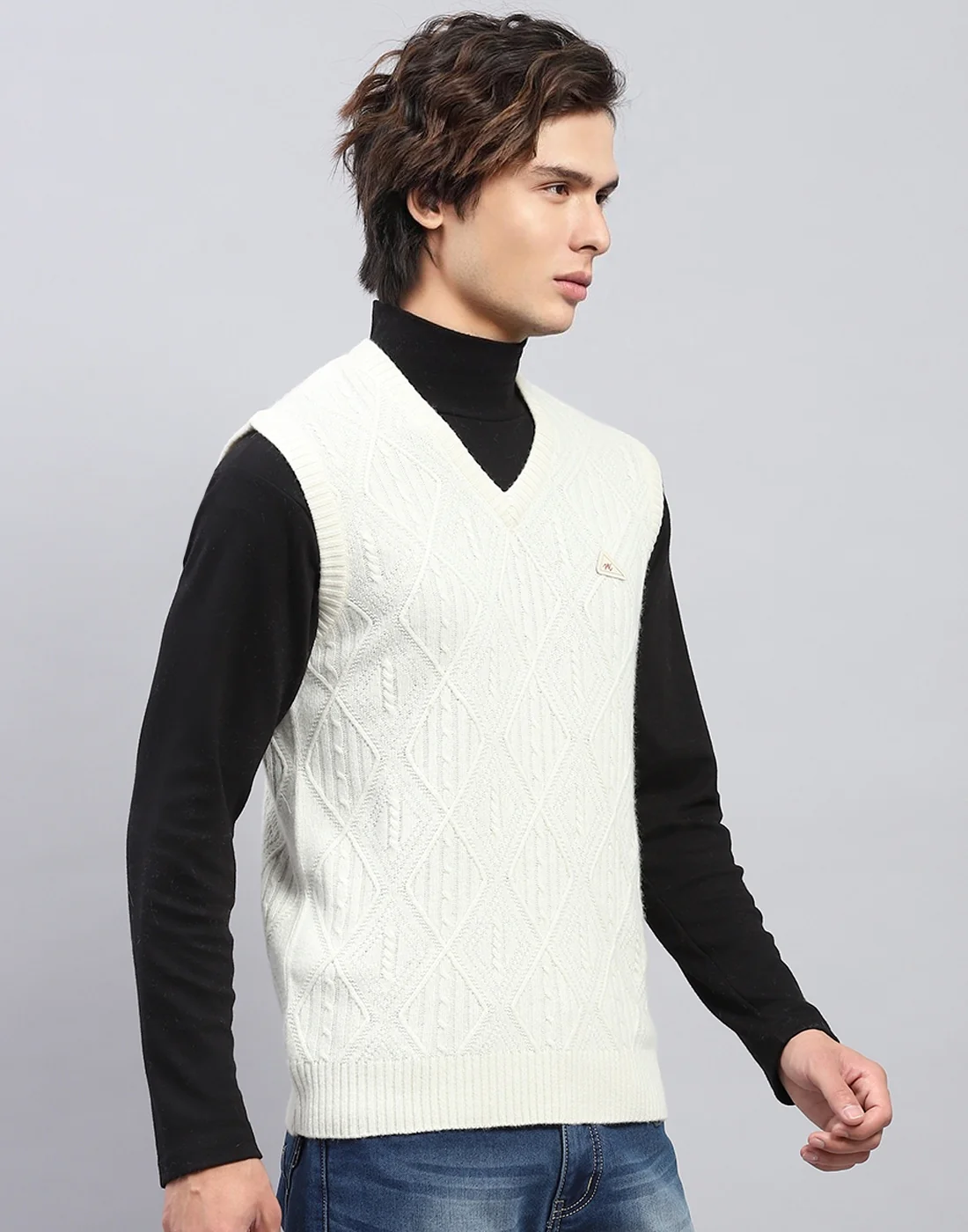 Men White Self Design V Neck Sleeveless Sweater - Image 4