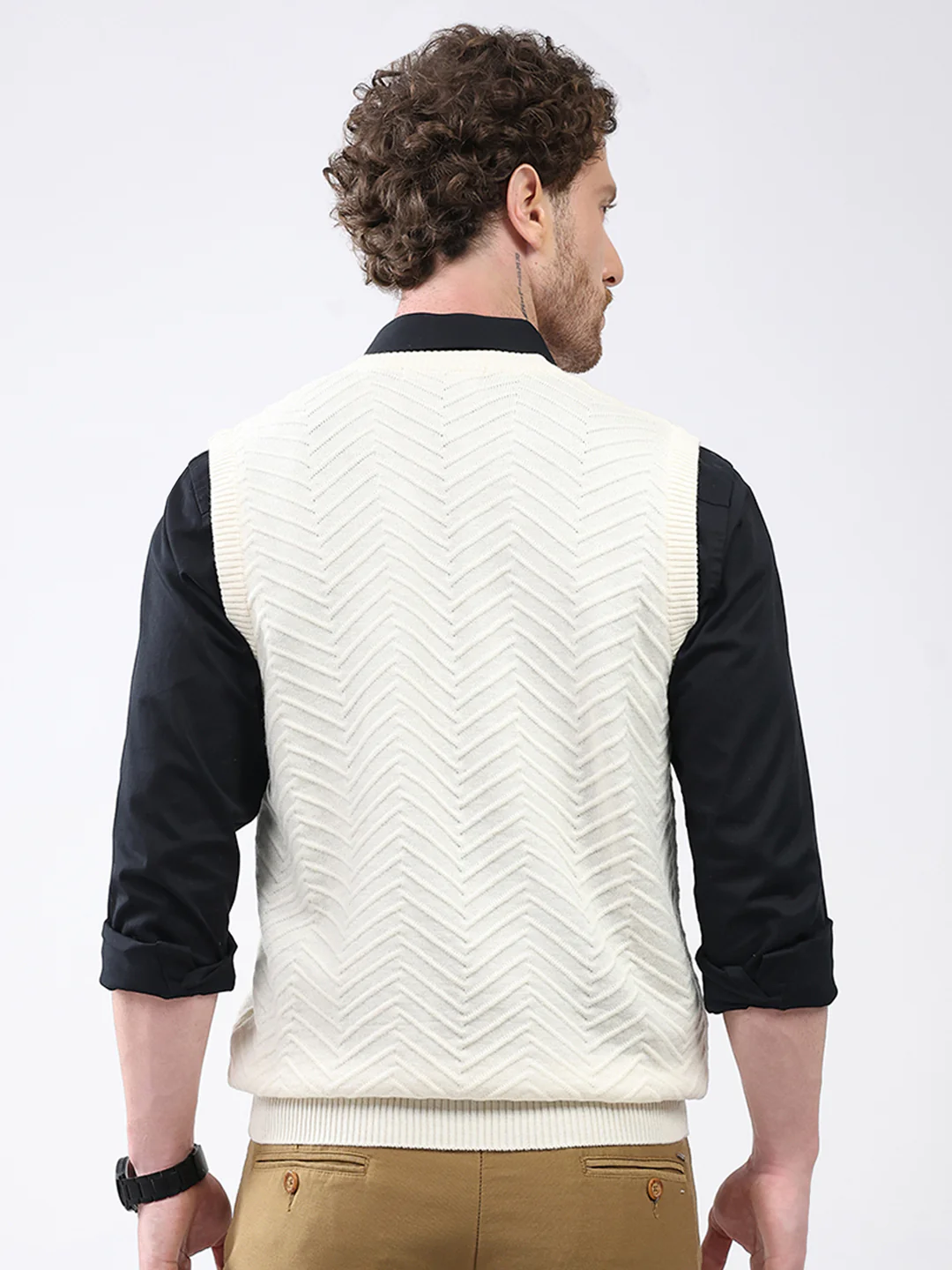 Men White Self Design V Neck Sleeveless Sweater - Image 5