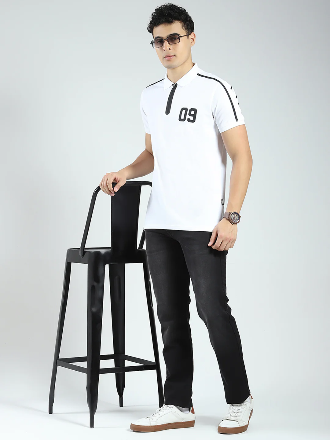 Rock.it Men White Solid Collar Half Sleeve T-Shirt - Image 2