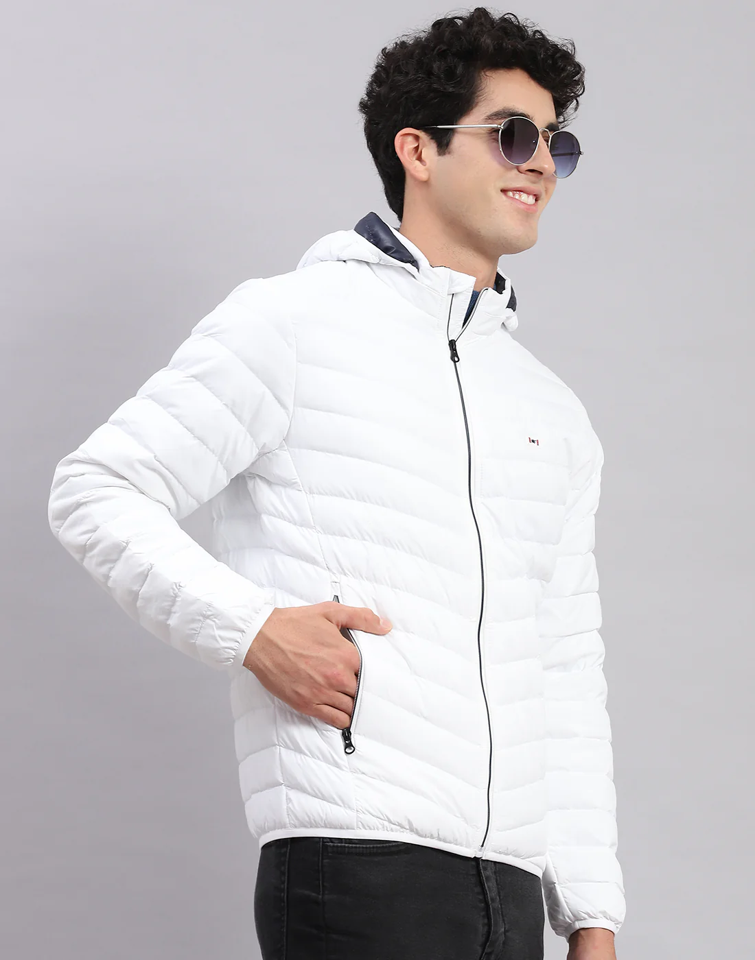 Men White Solid Hooded Full Sleeve Jackets - Image 4
