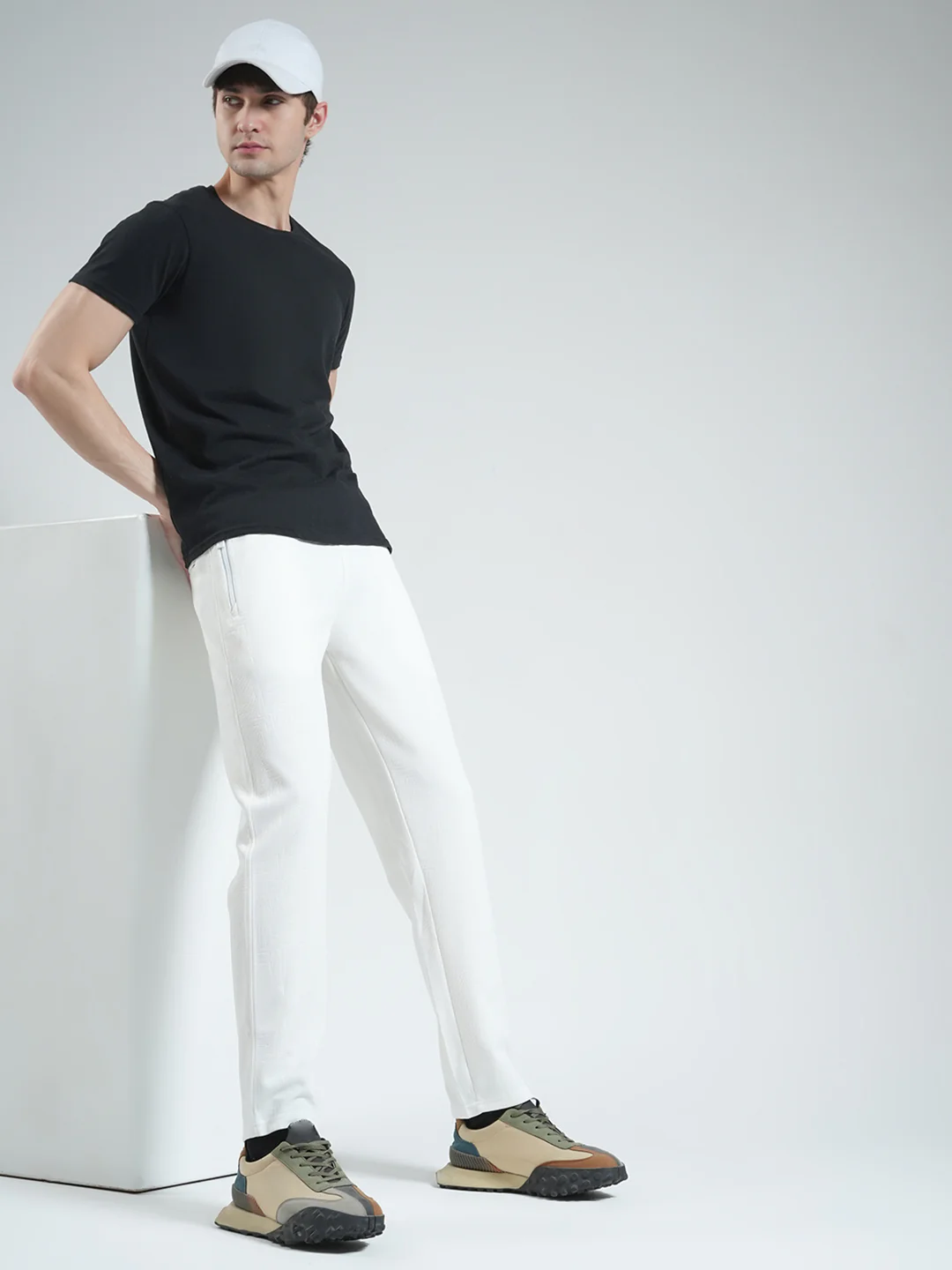 Men White Solid Regular Fit Lower - Image 2