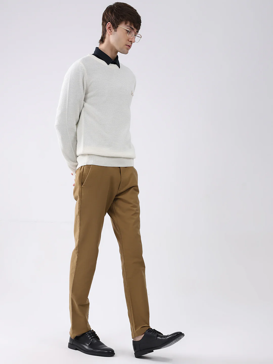 Men White Solid Round Neck Full Sleeve Pullover - Image 2