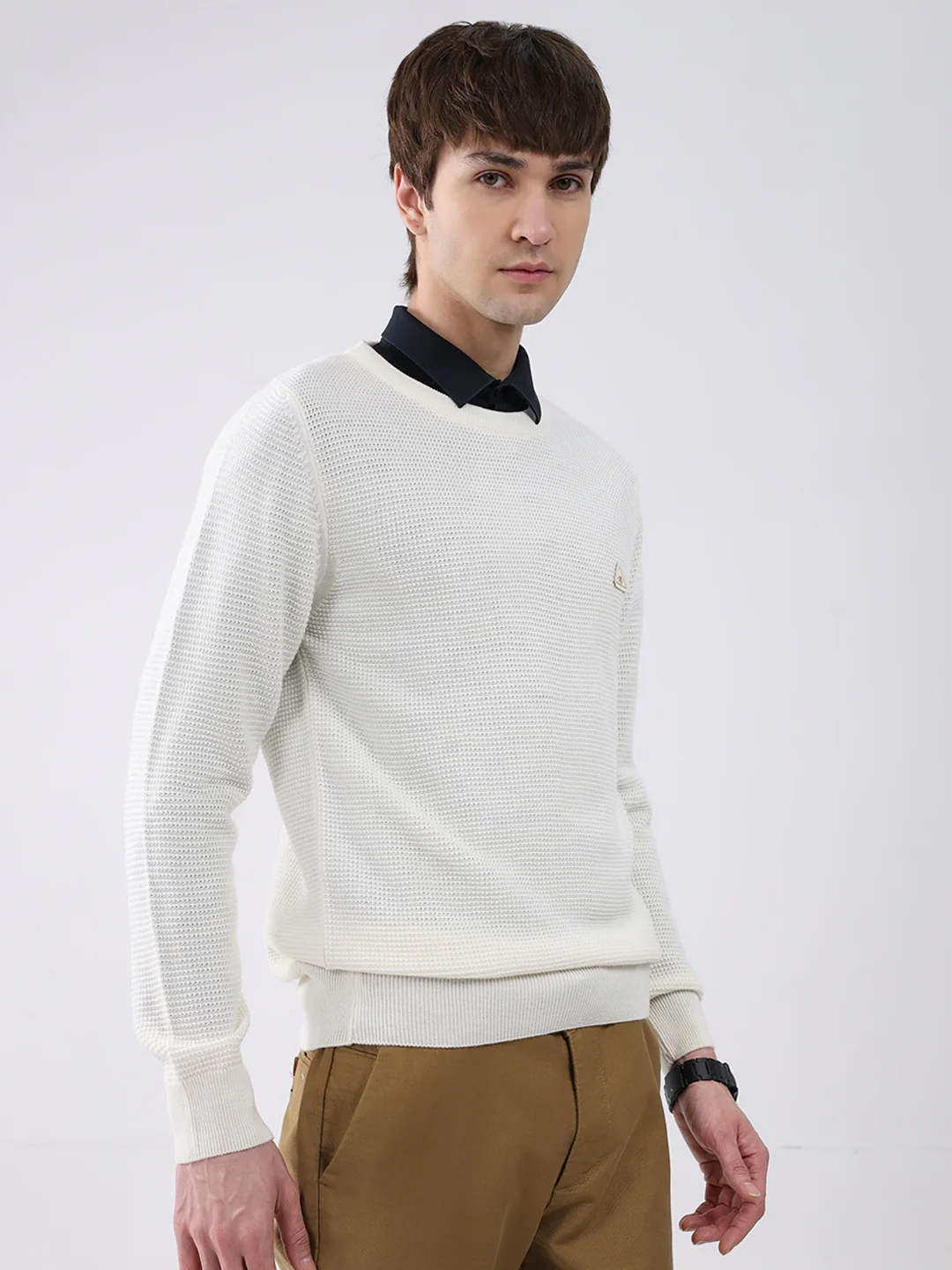 Men White Solid Round Neck Full Sleeve Pullover - Image 4