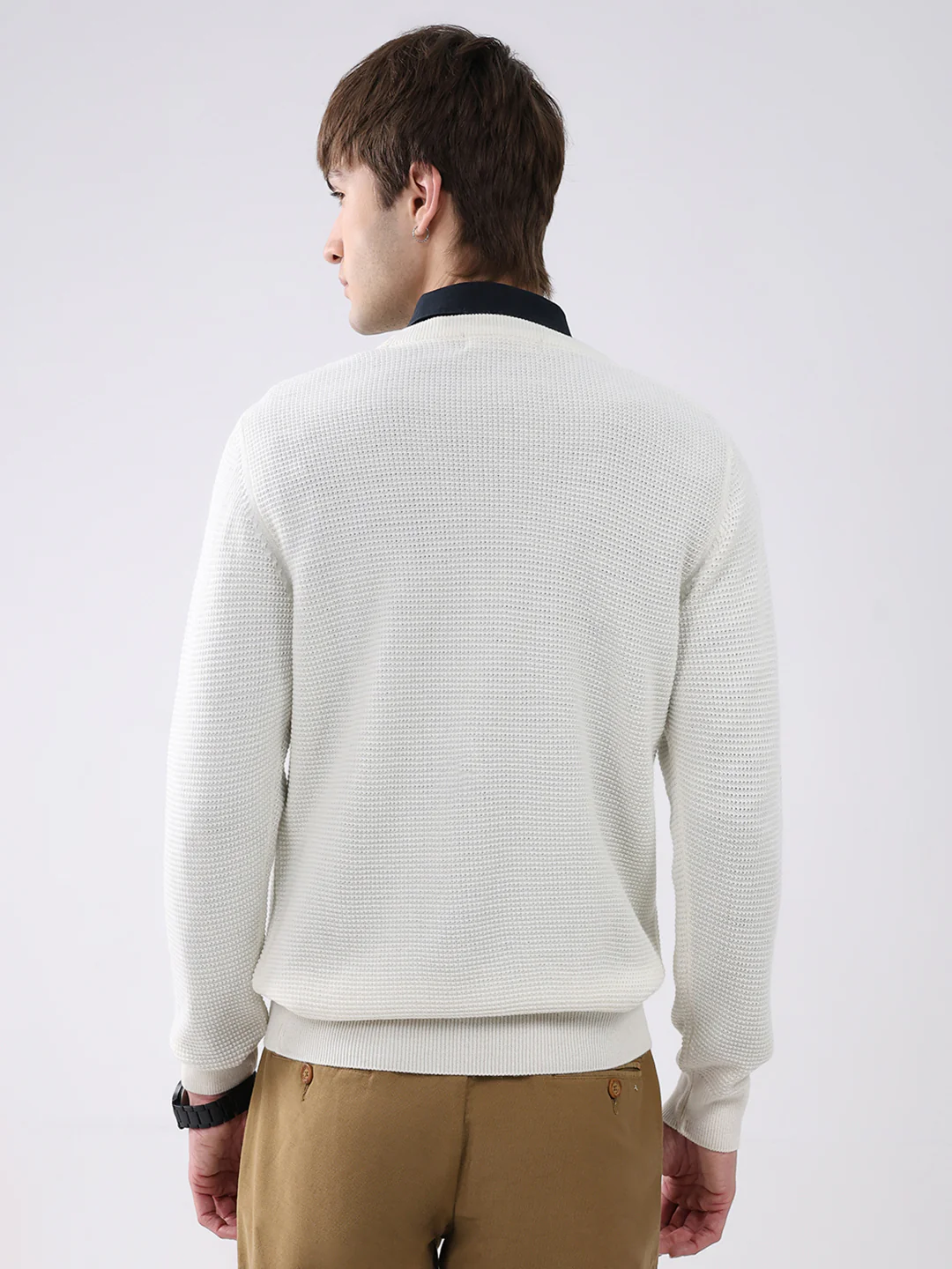 Men White Solid Round Neck Full Sleeve Pullover - Image 5