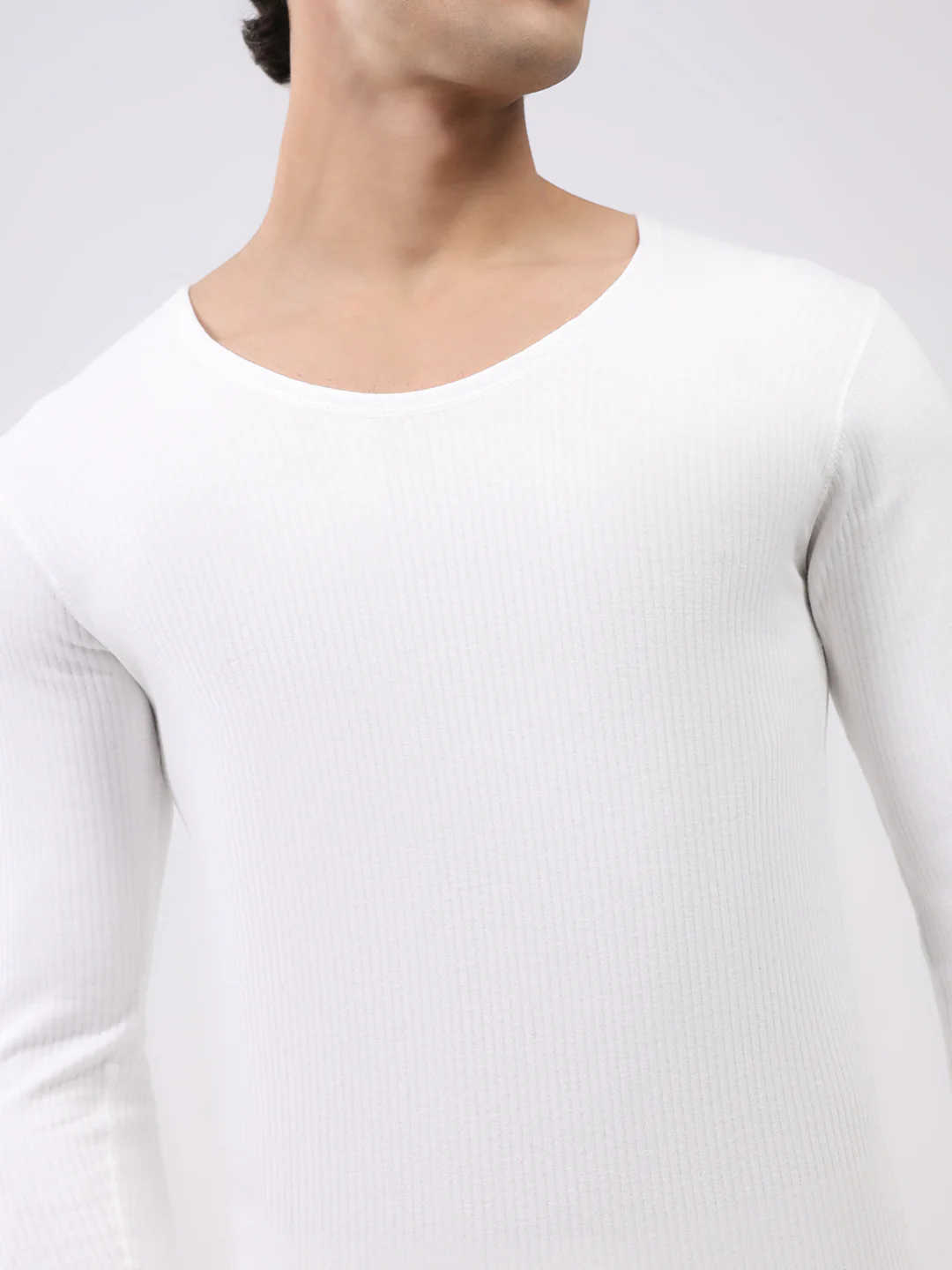 Men White Solid Round Neck Full Sleeve Thermal Vest - Image 6
