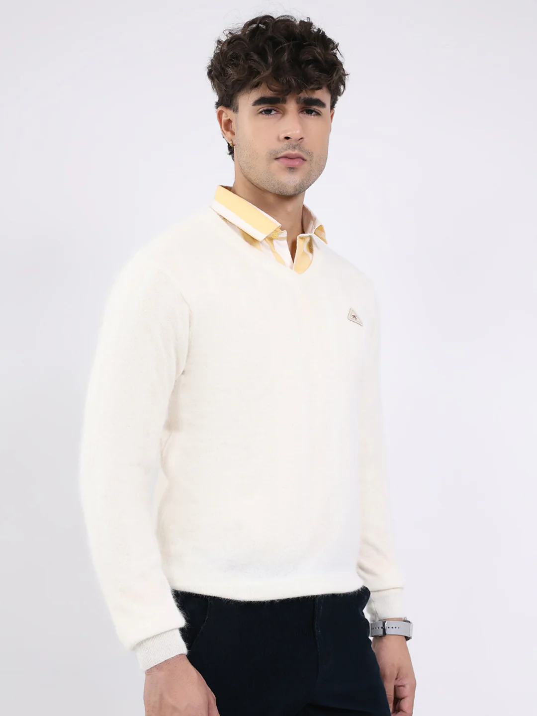 Men White Solid V Neck Full Sleeve Pullover - Image 4