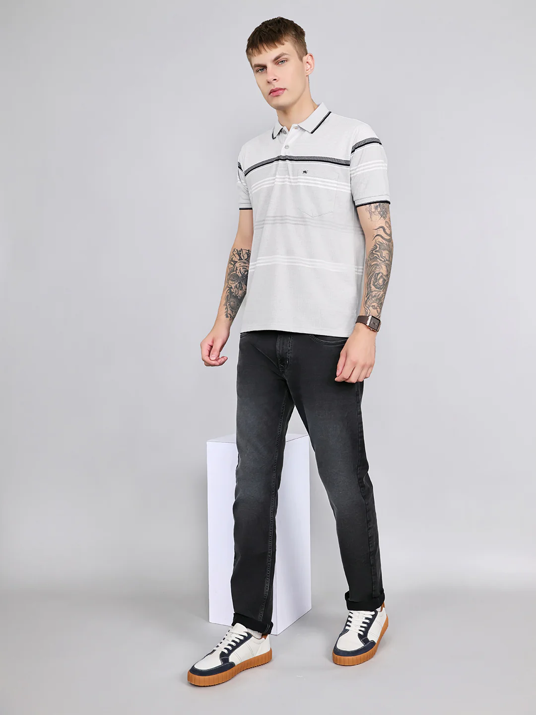 Men White Stripe Collar Half Sleeve T-Shirt - Image 6