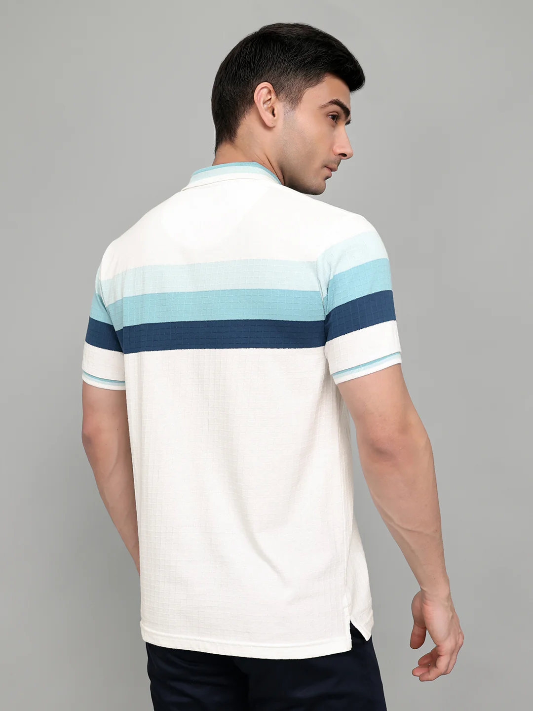 Men White Stripe Collar Half Sleeve T-Shirt - Image 4