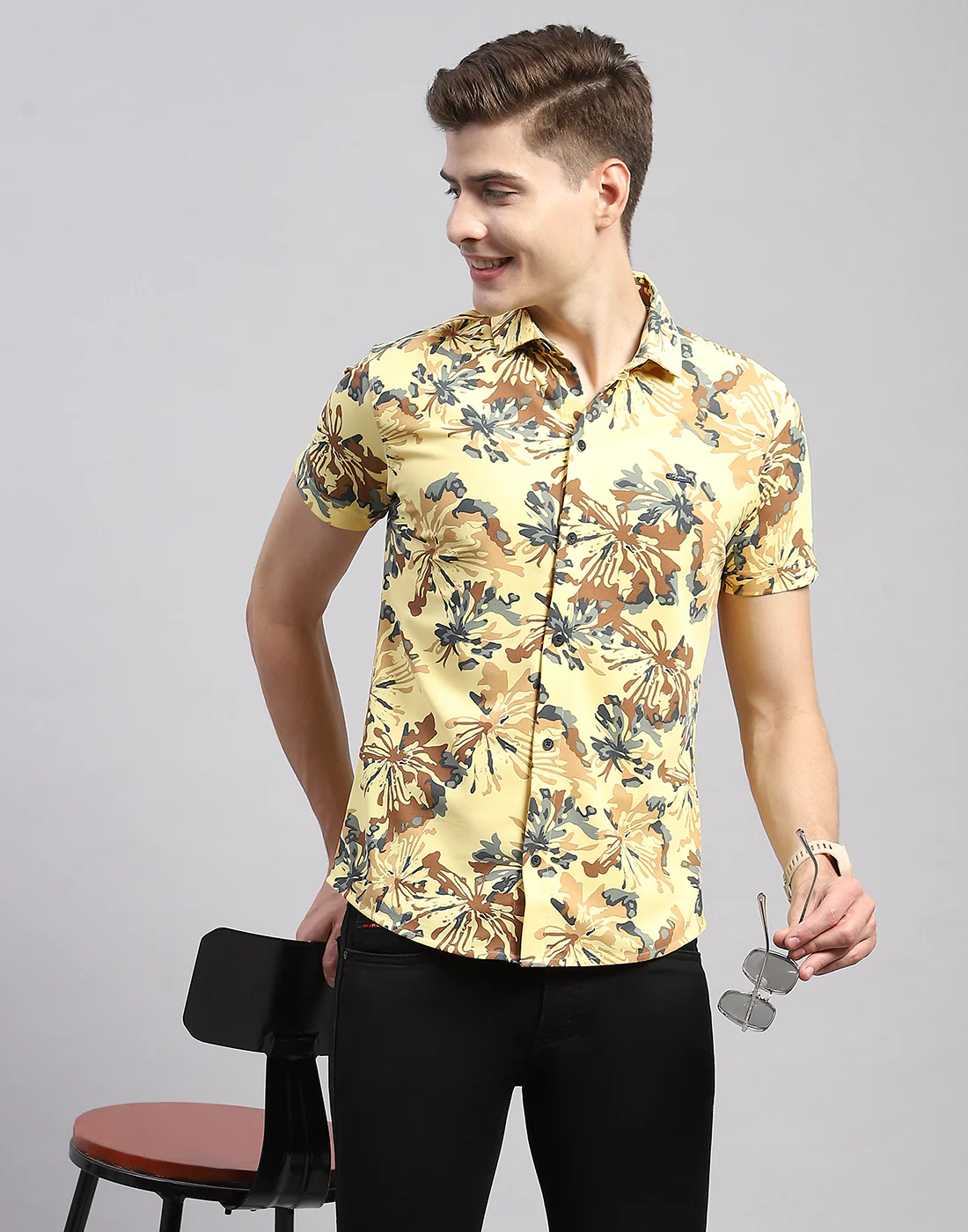 Men Yellow Floral Print Collar Half Sleeve Shirt - Image 6