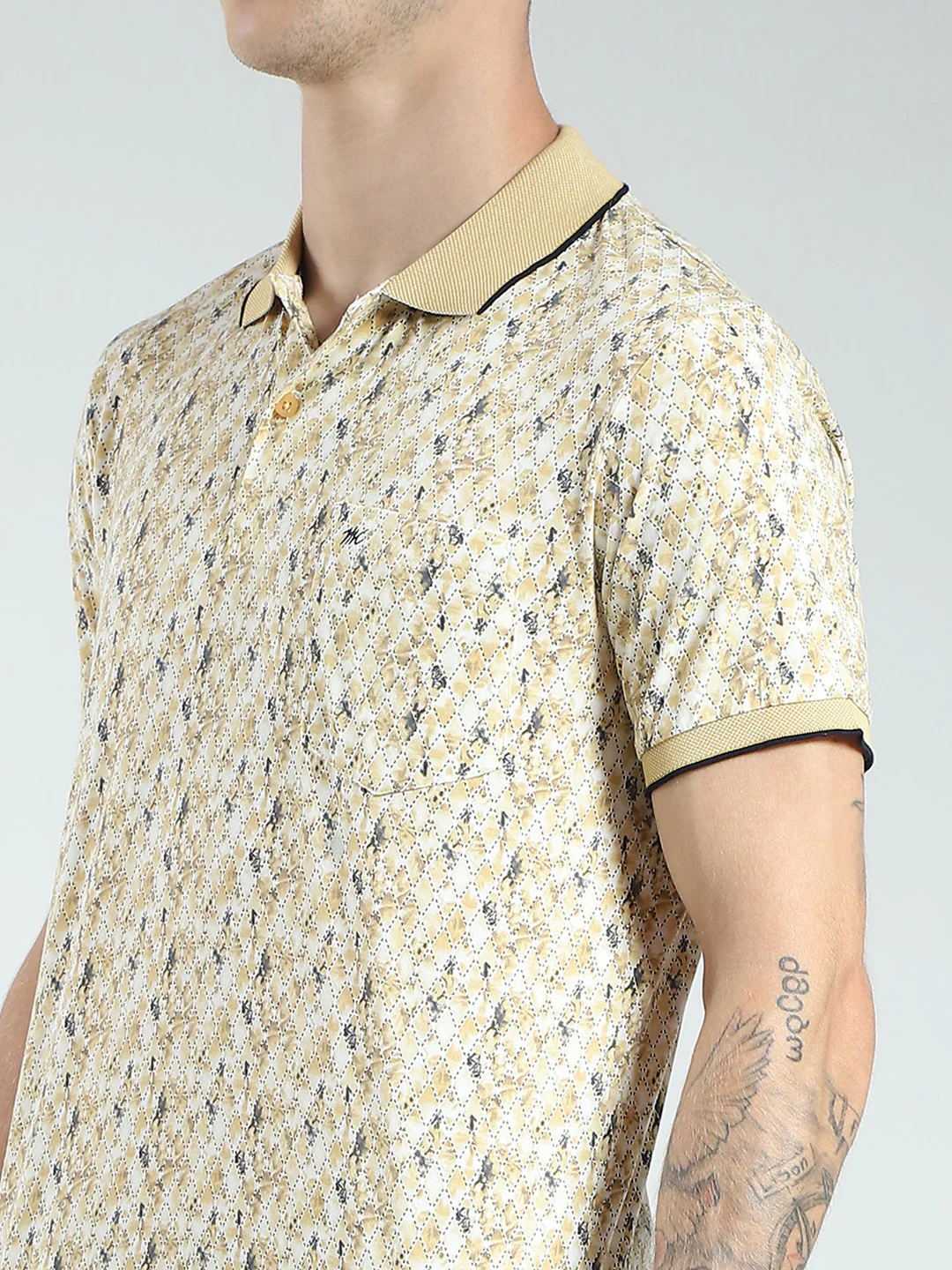 Men Yellow Printed Collar Half Sleeve T-Shirt - Image 6