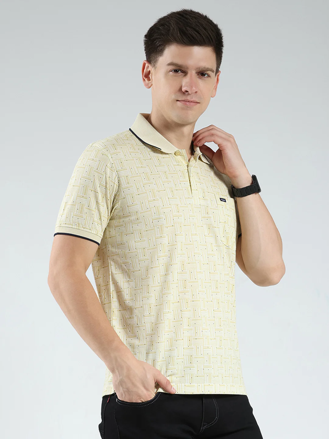 Men Yellow Printed Collar Half Sleeve T-Shirt - Image 4