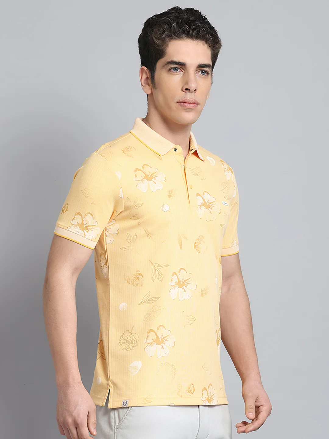 Men Yellow Printed Collar Half Sleeve T-Shirt - Image 4