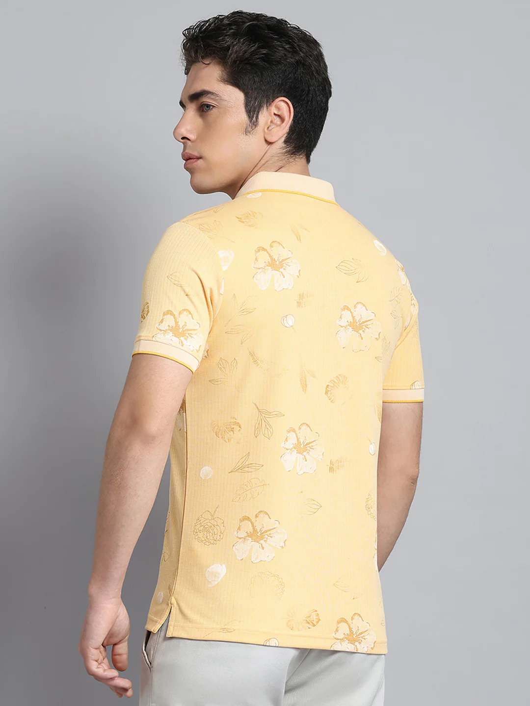 Men Yellow Printed Collar Half Sleeve T-Shirt - Image 5