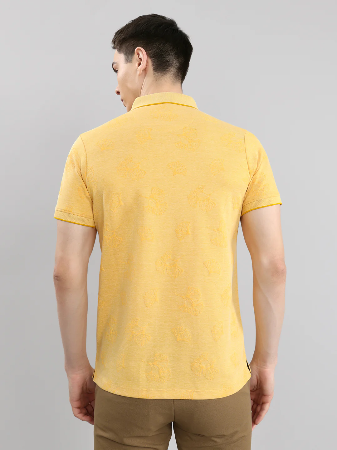 Men Yellow Printed Collar Half Sleeve T-Shirt - Image 4
