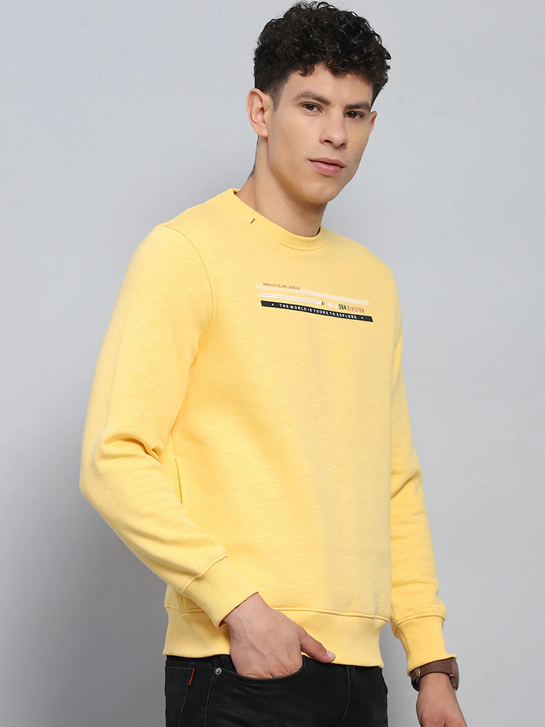 Men Yellow Printed Round Neck Full Sleeve Sweatshirt - Image 4