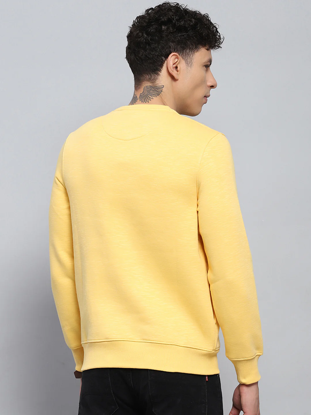 Men Yellow Printed Round Neck Full Sleeve Sweatshirt - Image 5