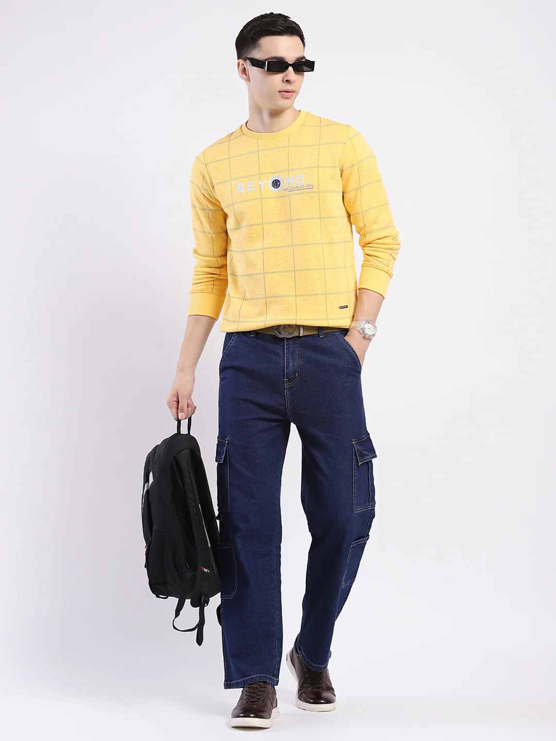Men Yellow Printed Round Neck Full Sleeve Sweatshirt - Image 2