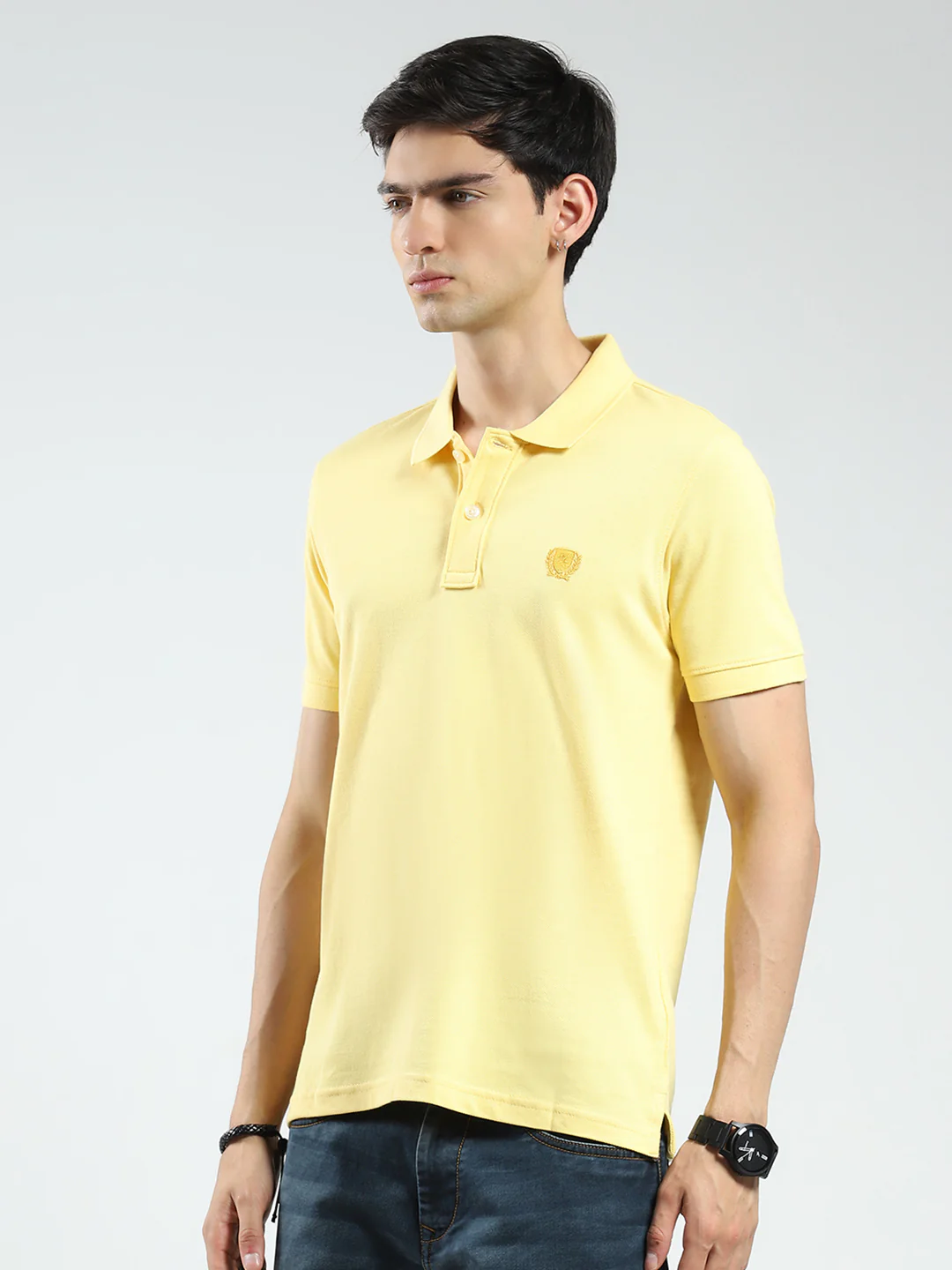 Men Yellow Solid Collar Half Sleeve T-Shirt - Image 3