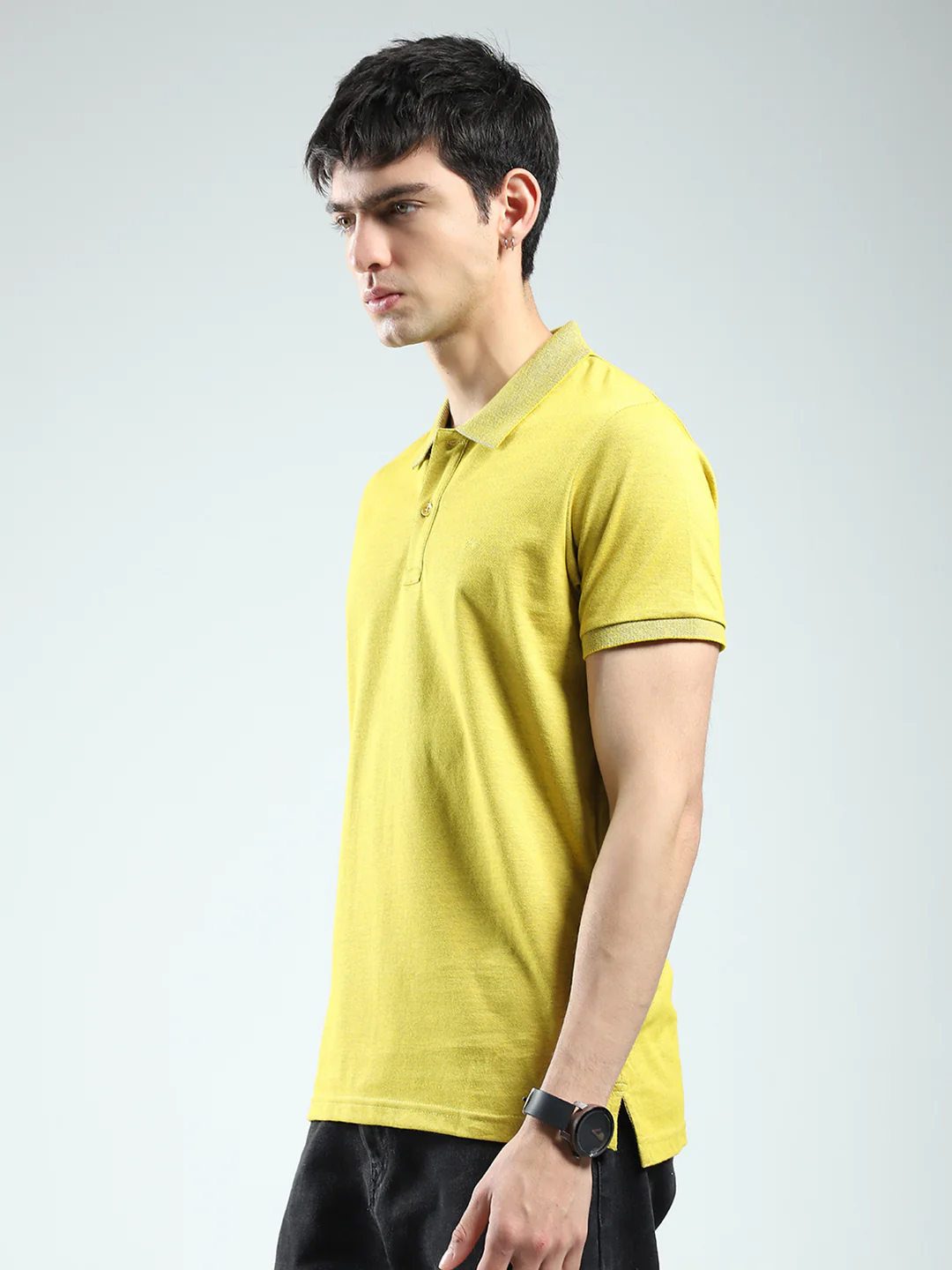 Men Yellow Solid Collar Half Sleeve T-Shirt - Image 3