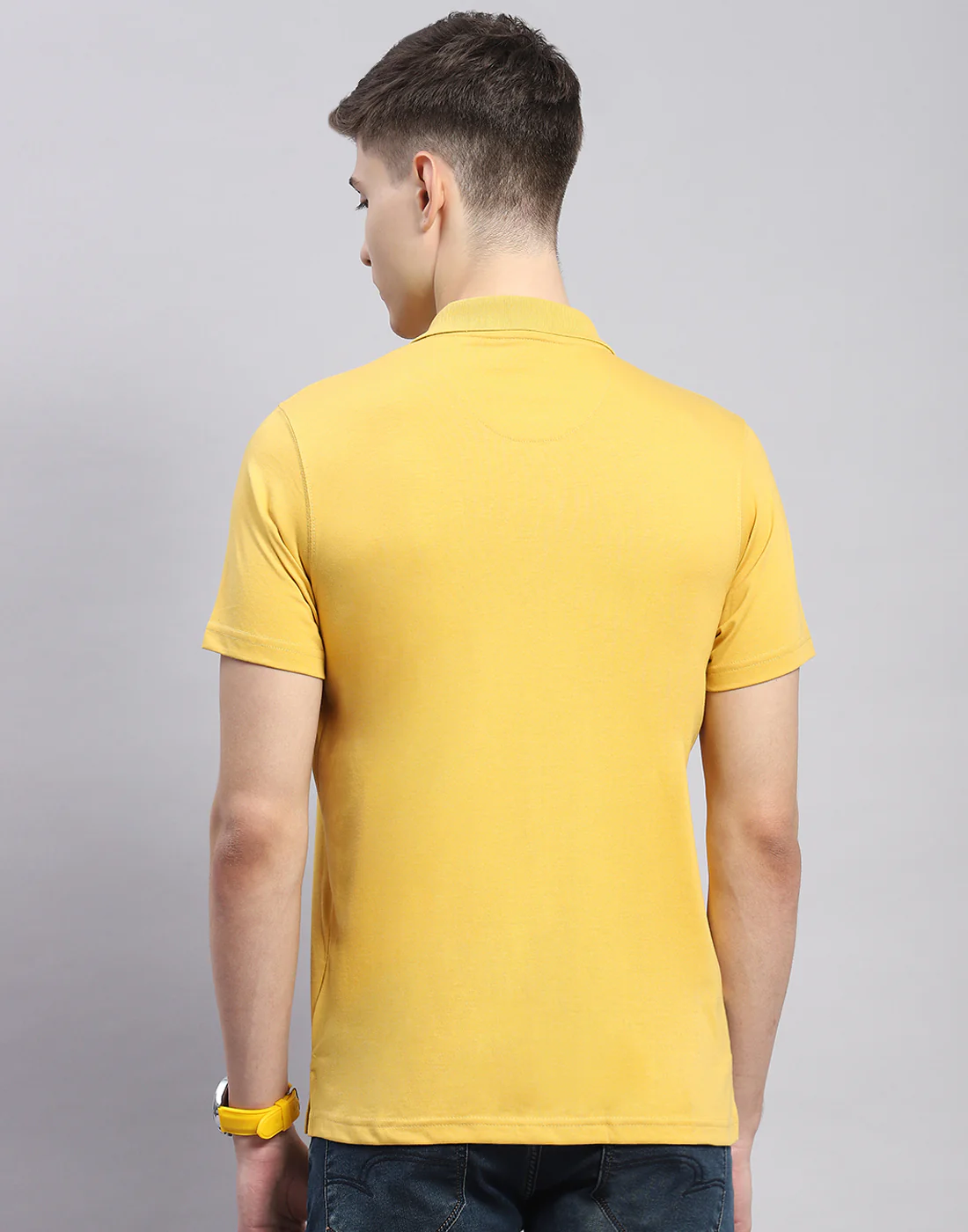 Men Yellow Solid Polo Collar Half Sleeve T-Shirt - Image 5