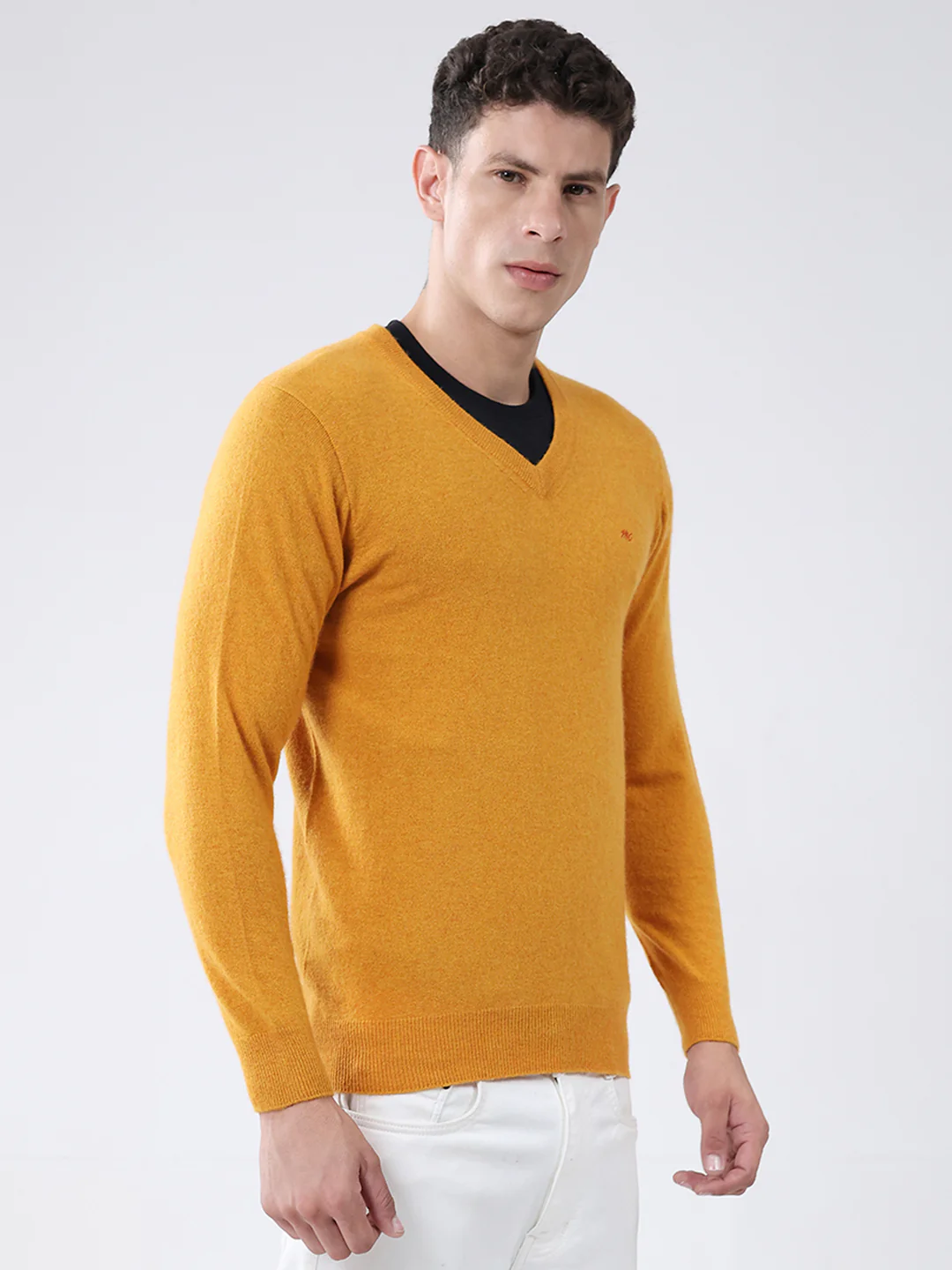 Men Yellow Solid V Neck Full Sleeve Pullover - Image 4