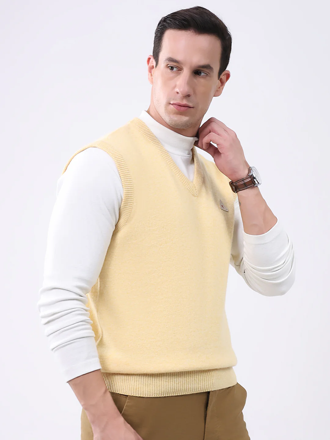 Men Yellow Solid V Neck Sleeveless Sweater - Image 4