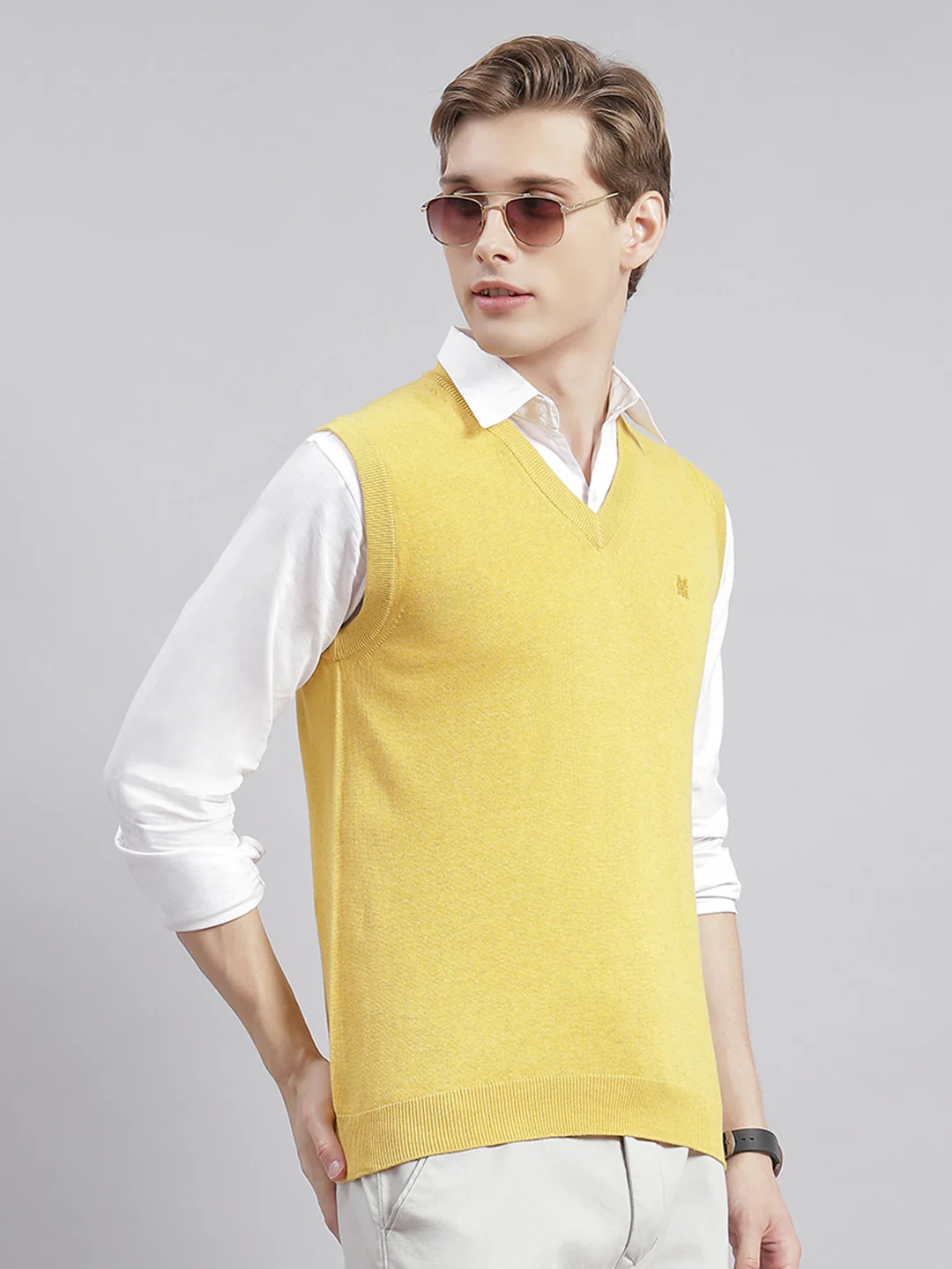 Men Yellow Solid V Neck Sleeveless Sweaters/Pullovers - Image 6