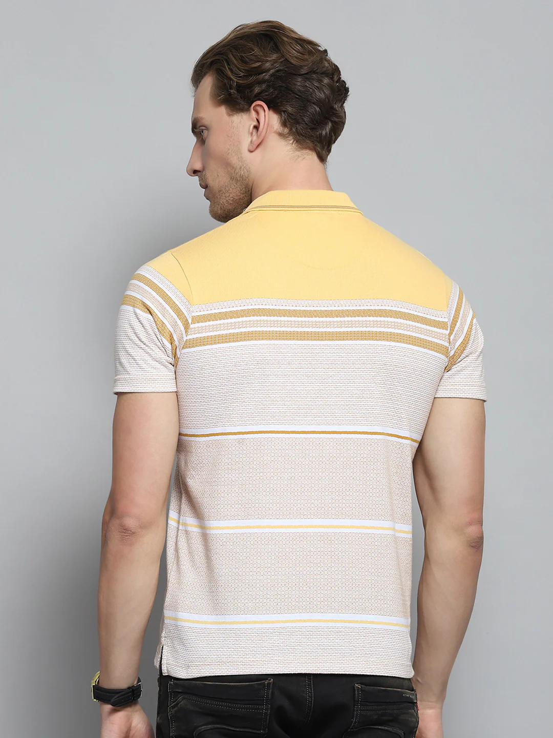 Men Yellow Stripe Collar Half Sleeve T-Shirt - Image 5