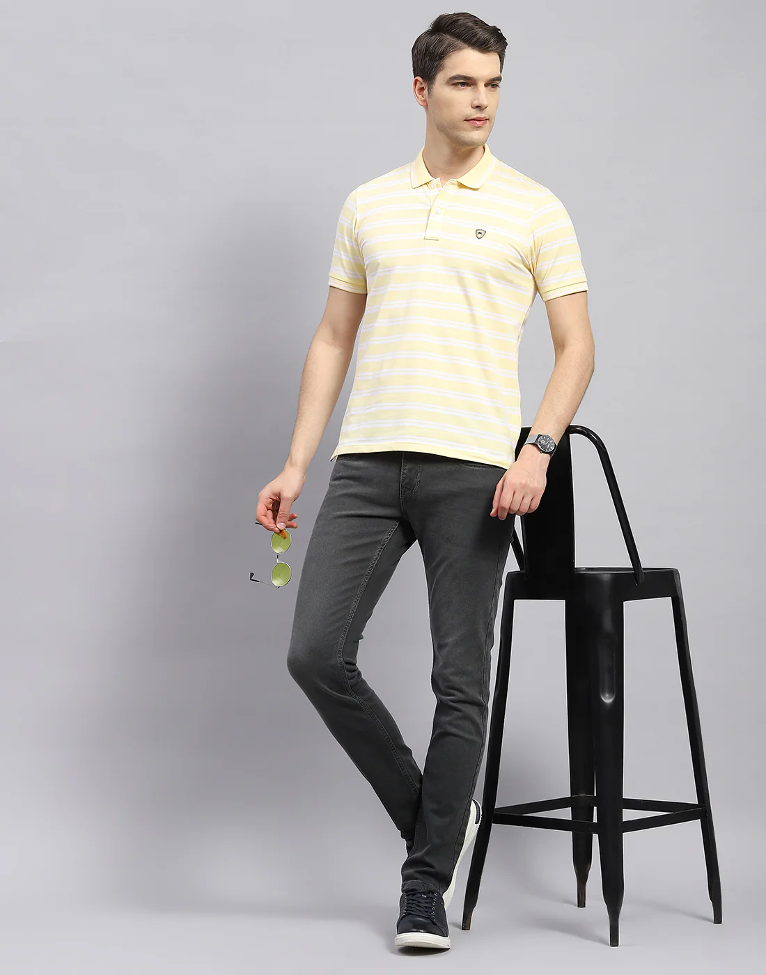 Men Yellow Stripe Polo Collar Half Sleeve T-Shirt - Image 2
