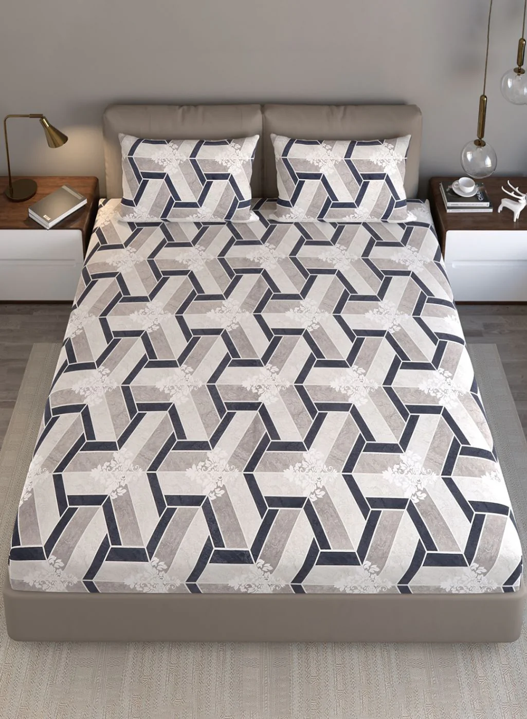 120TC Pure Cotton Queen Bedsheet with 2 Pillow Covers - Image 3