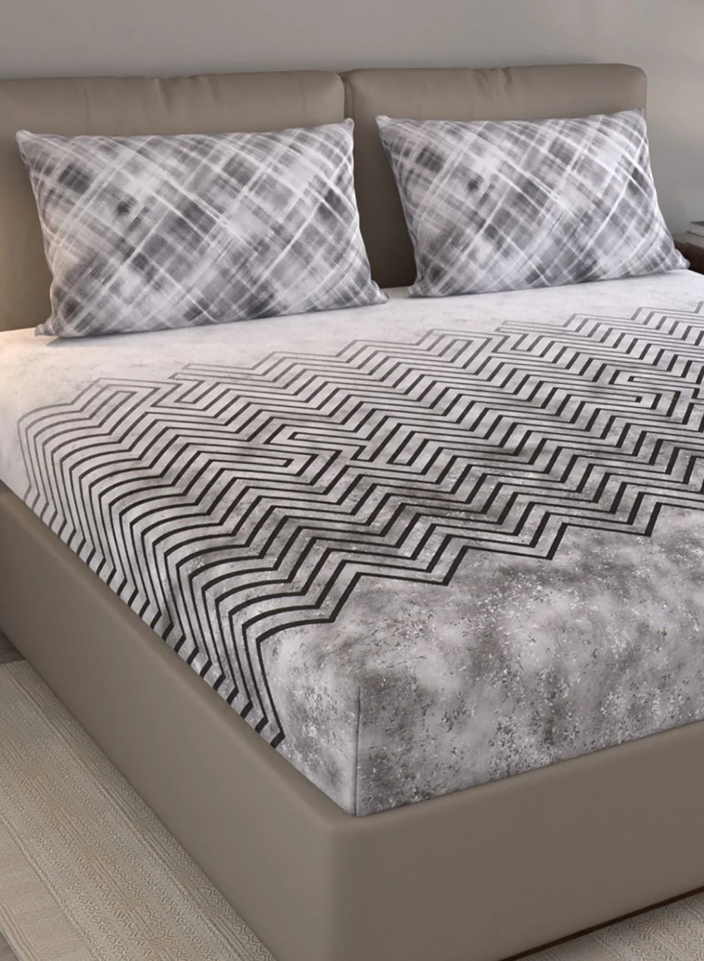 140TC Pure Cotton King Bedsheet with 2 Pillow Covers - Image 4