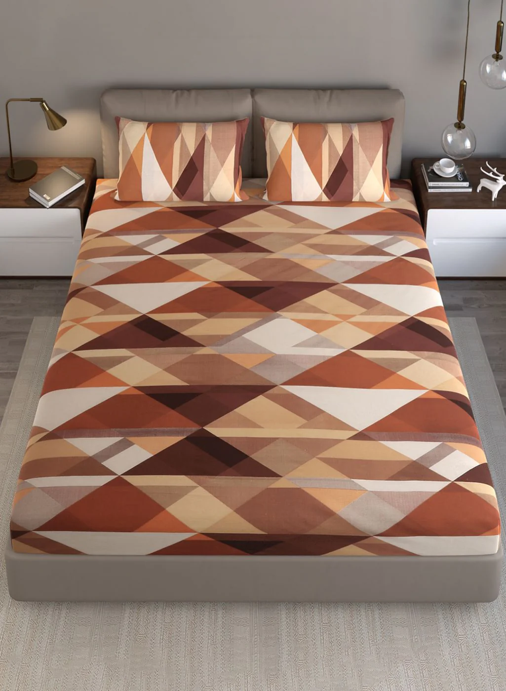140TC Pure Cotton Queen Bedsheet with 2 Pillow Covers - Image 4