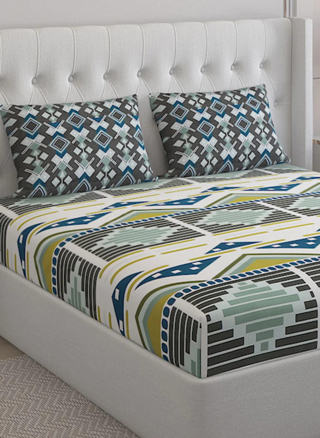 152TC Pure Cotton King Bedsheet with 2 Pillow Covers - Image 4