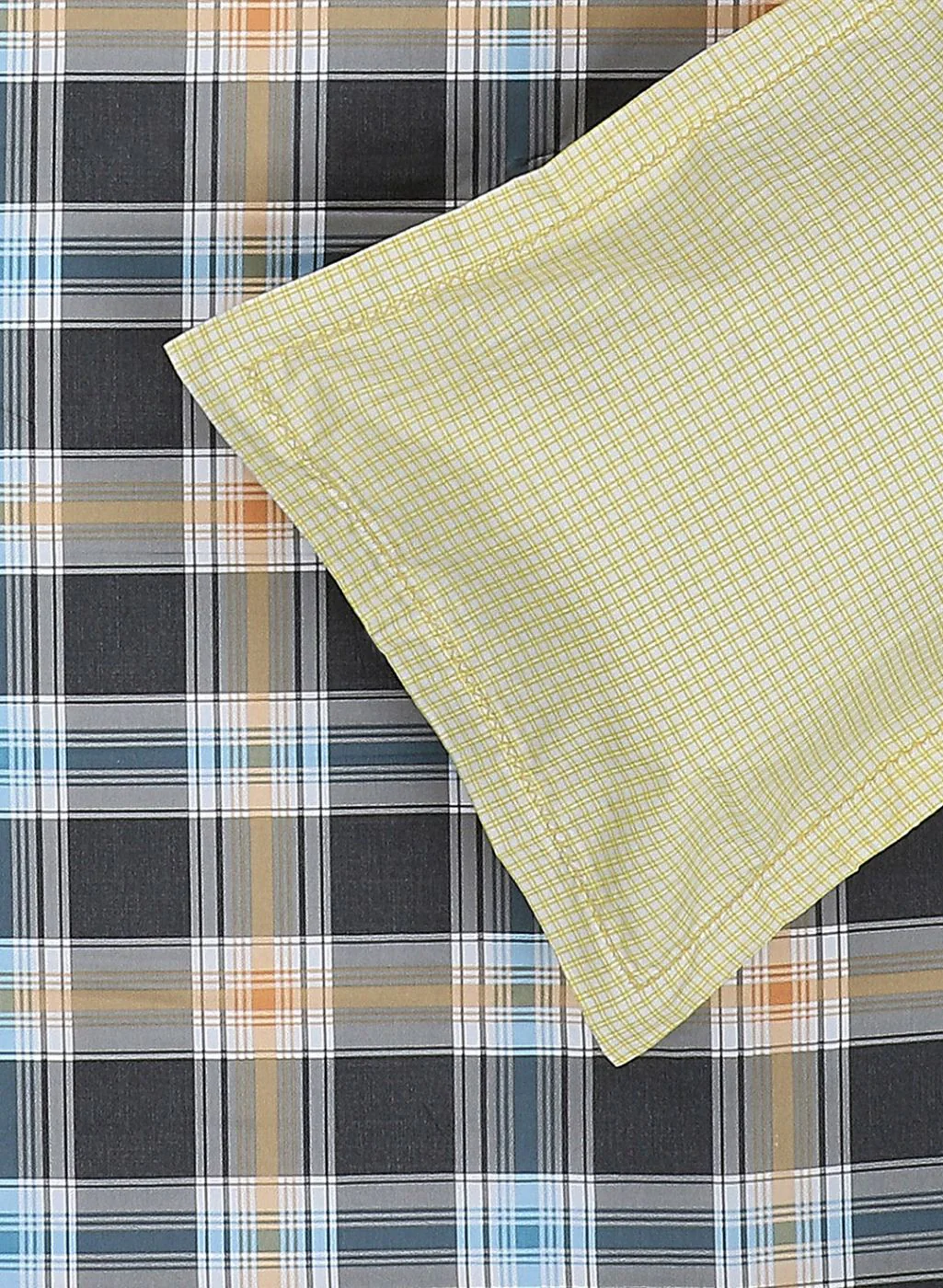 200TC Pure Cotton Queen Bedsheet with 2 Pillow Covers - Image 5