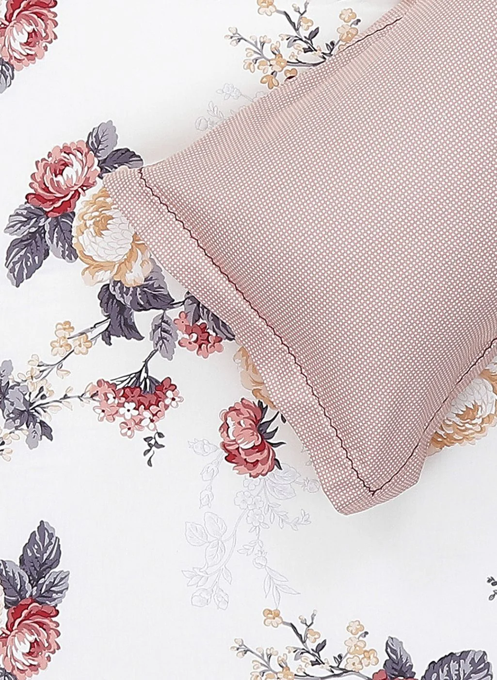200TC Pure Cotton Queen Bedsheet with 2 Pillow Covers - Image 5
