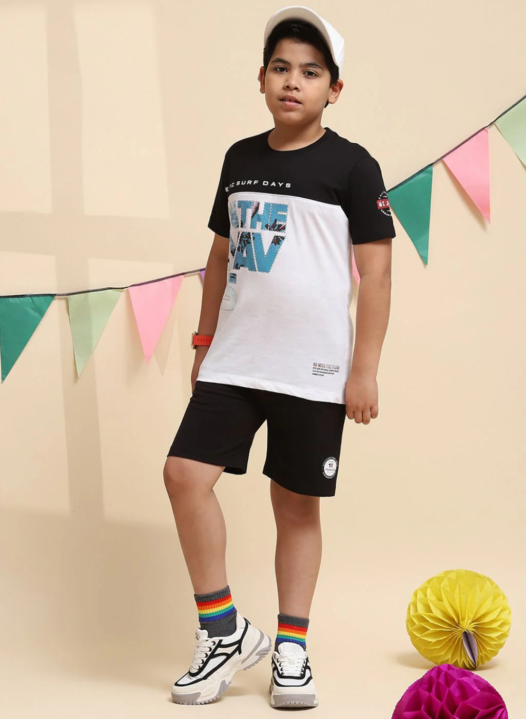 Boys Black & White Printed Bermuda Set - Image 3