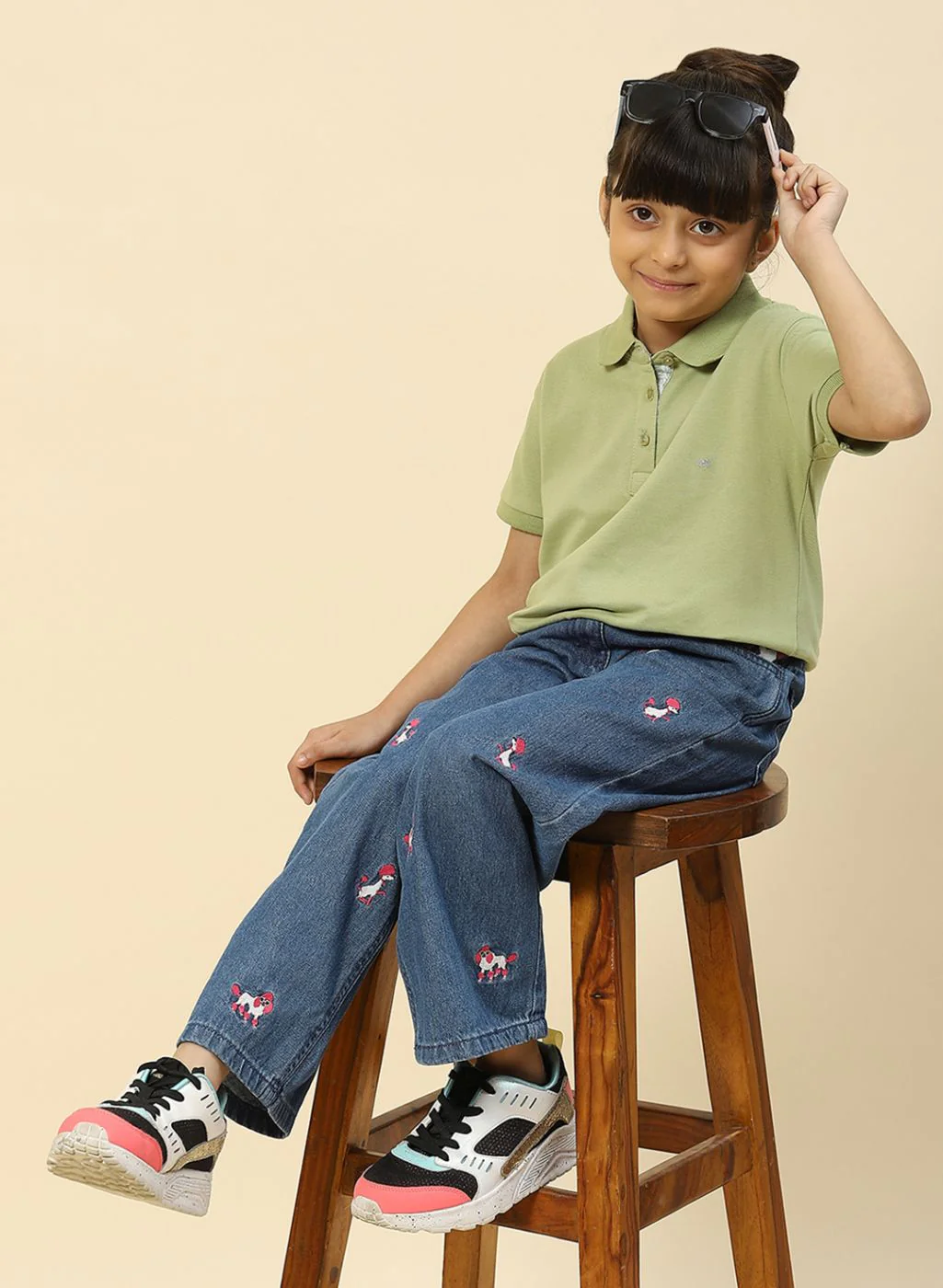 Girls Green Plain T-Shirt - Image 2