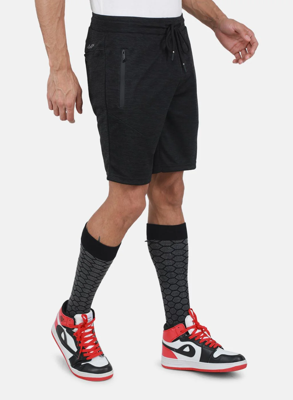 Men Black Solid Bermuda - Image 6