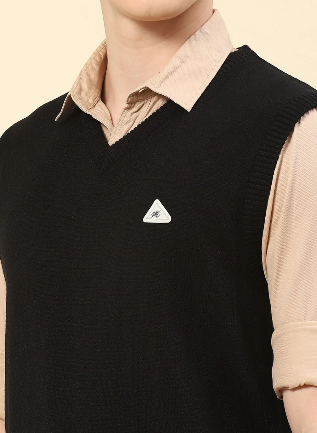 Men Black Solid Blend wool Sweater - Image 6
