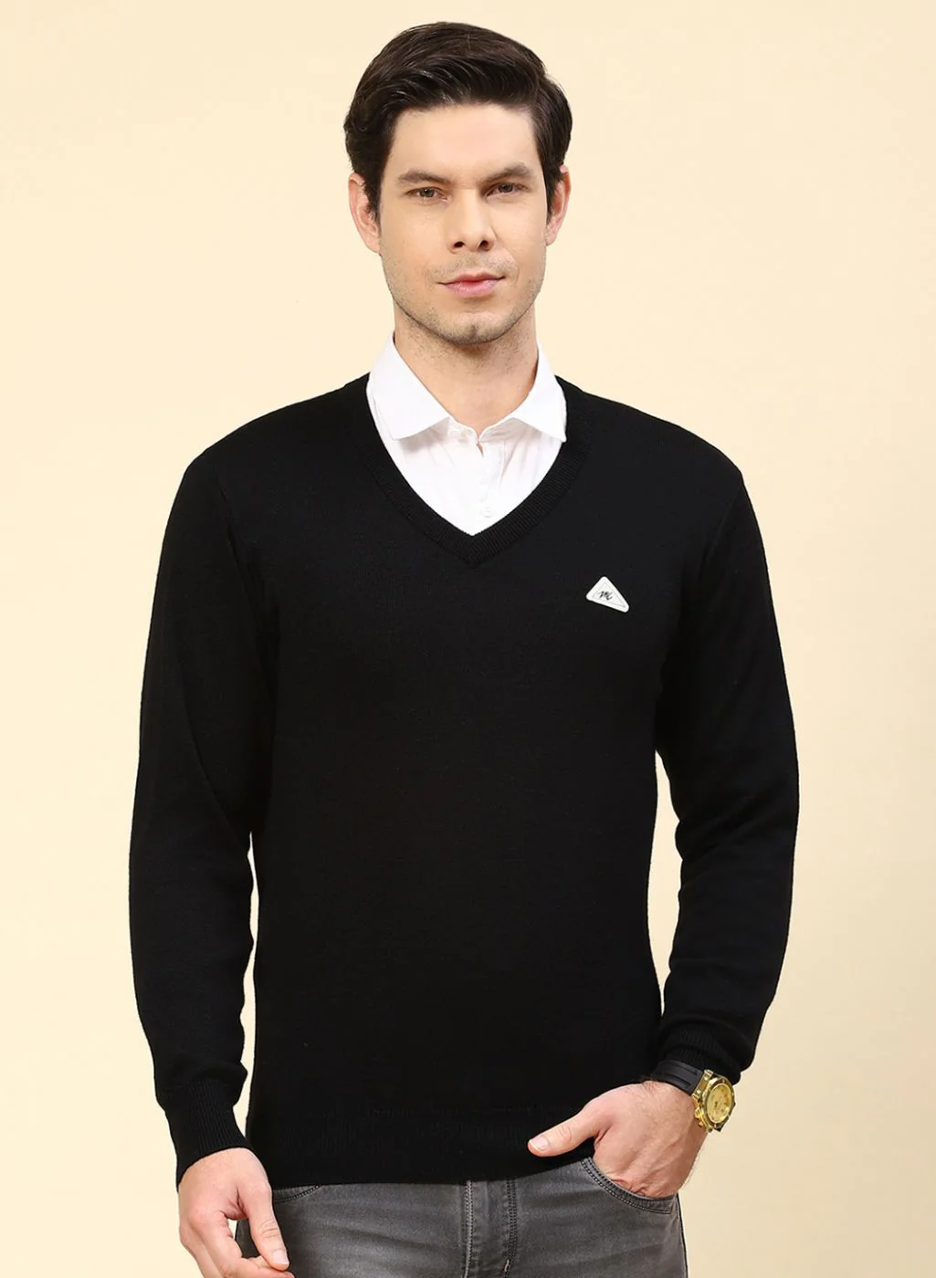 Men Black Solid Pure wool Pullover - Image 2