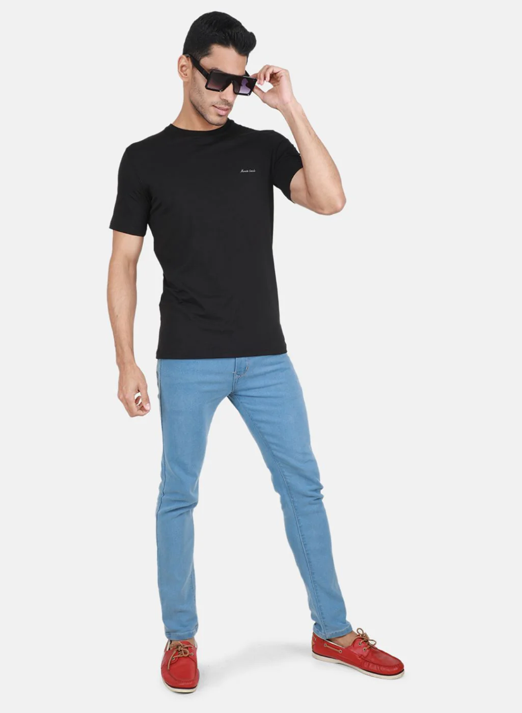 Men Black Solid T-Shirt - Image 4
