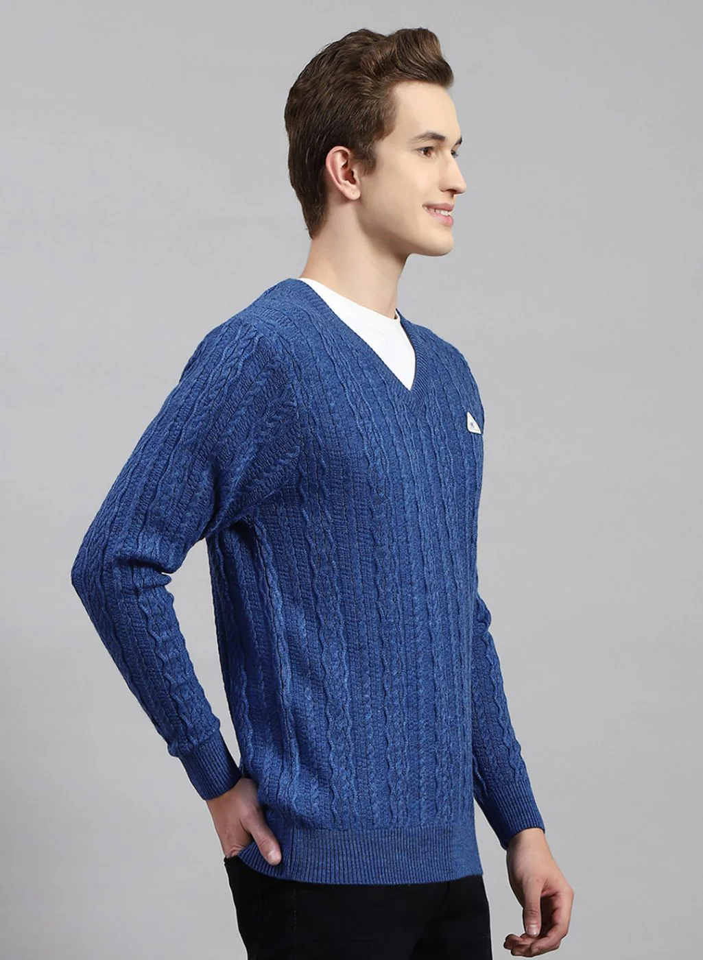 Men Blue Self Design Wool blend Pullover - Image 4