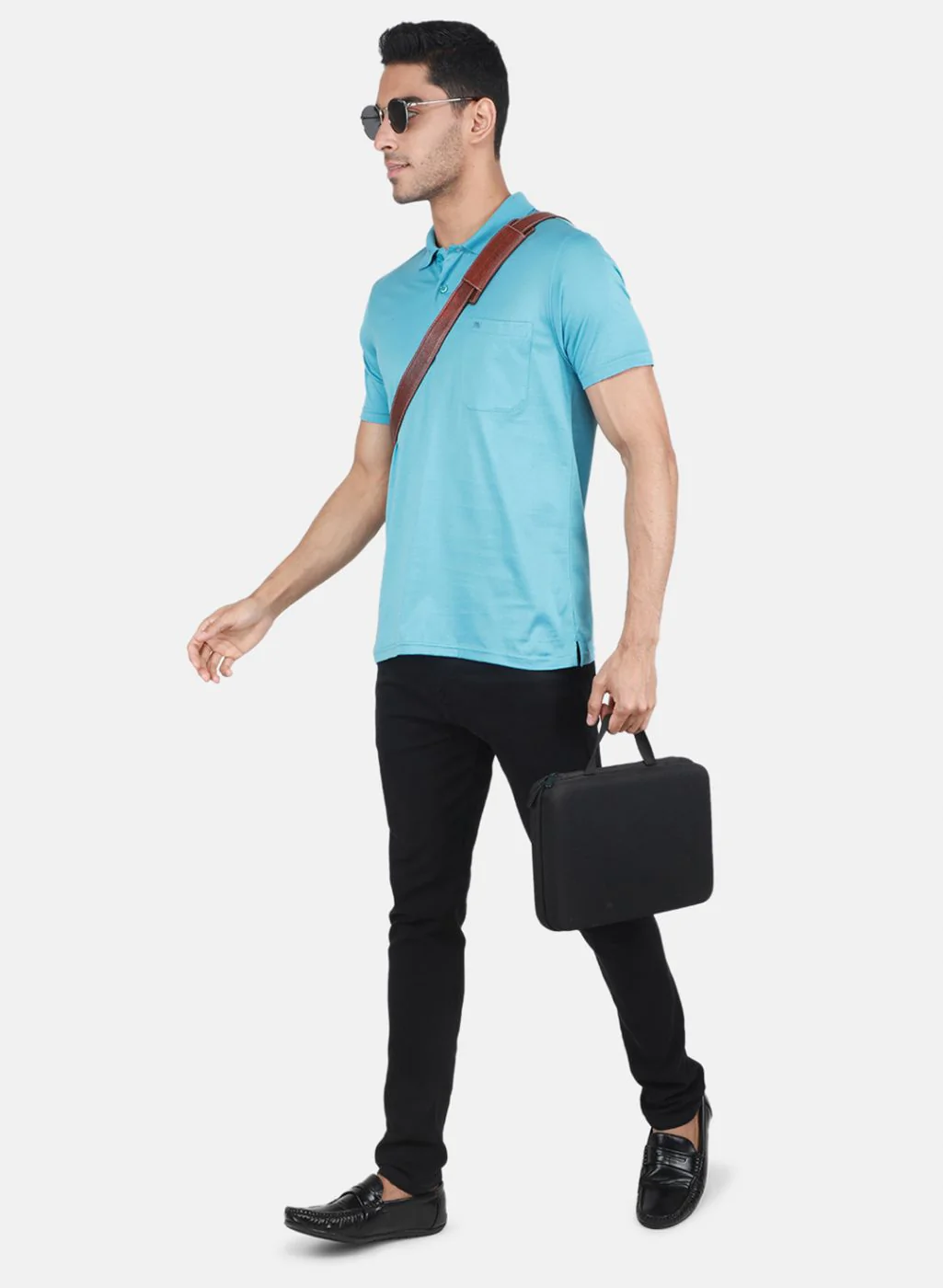 Men Blue Solid T-Shirt - Image 4