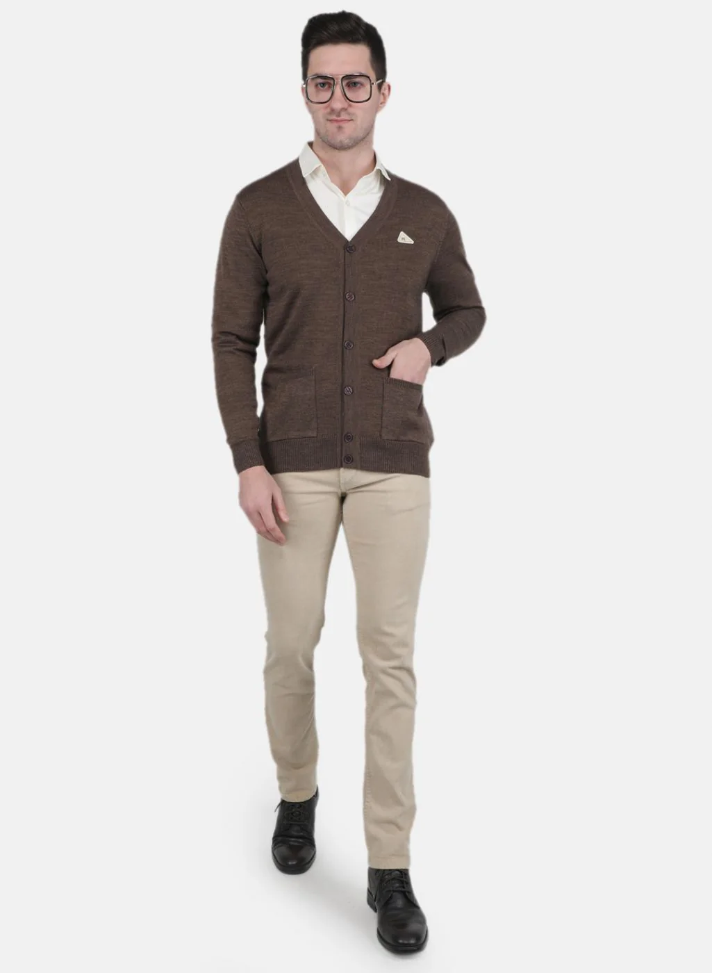 Men Brown Solid Cardigan - Image 4
