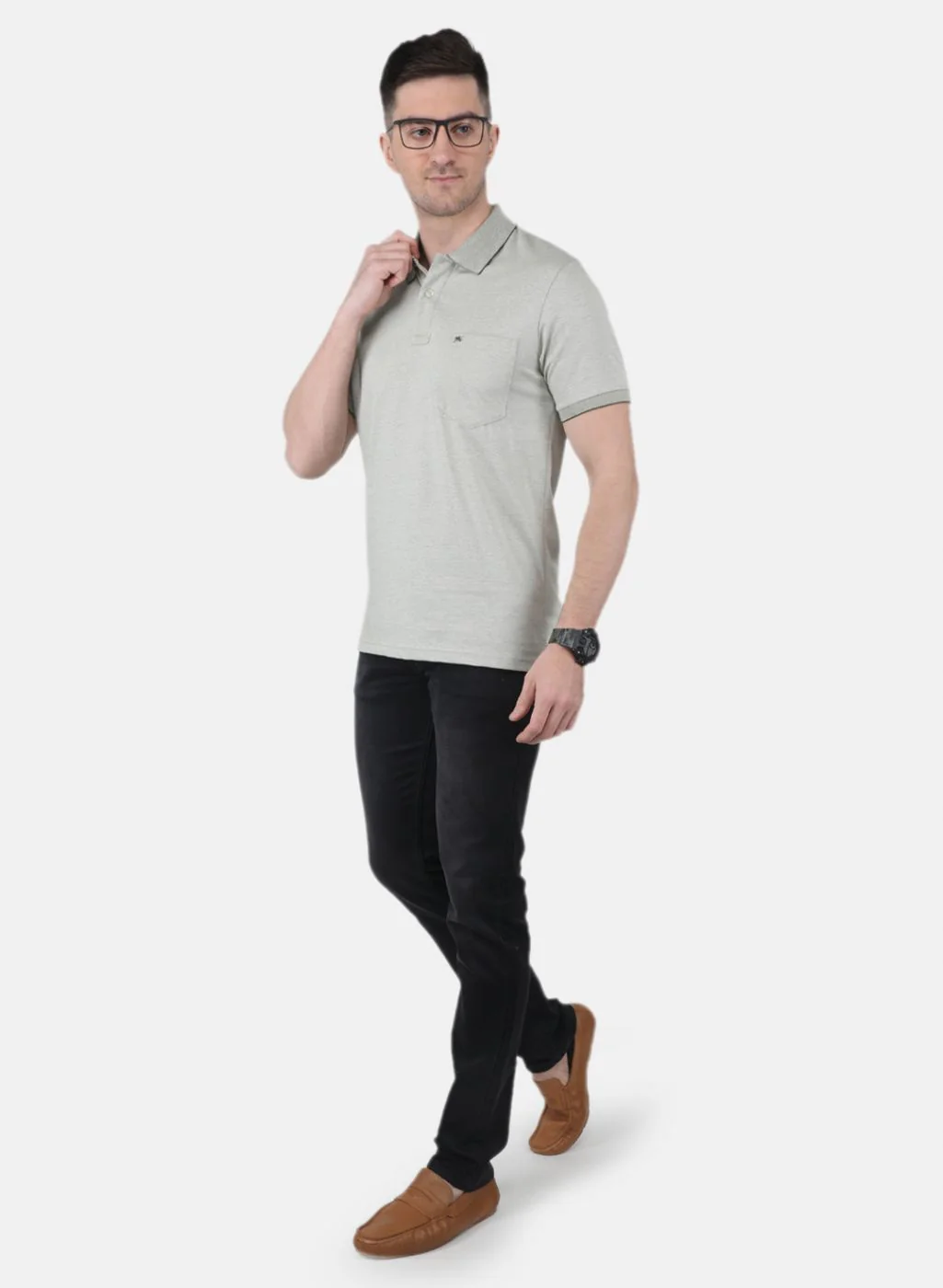 Men Green Solid T-Shirt - Image 4